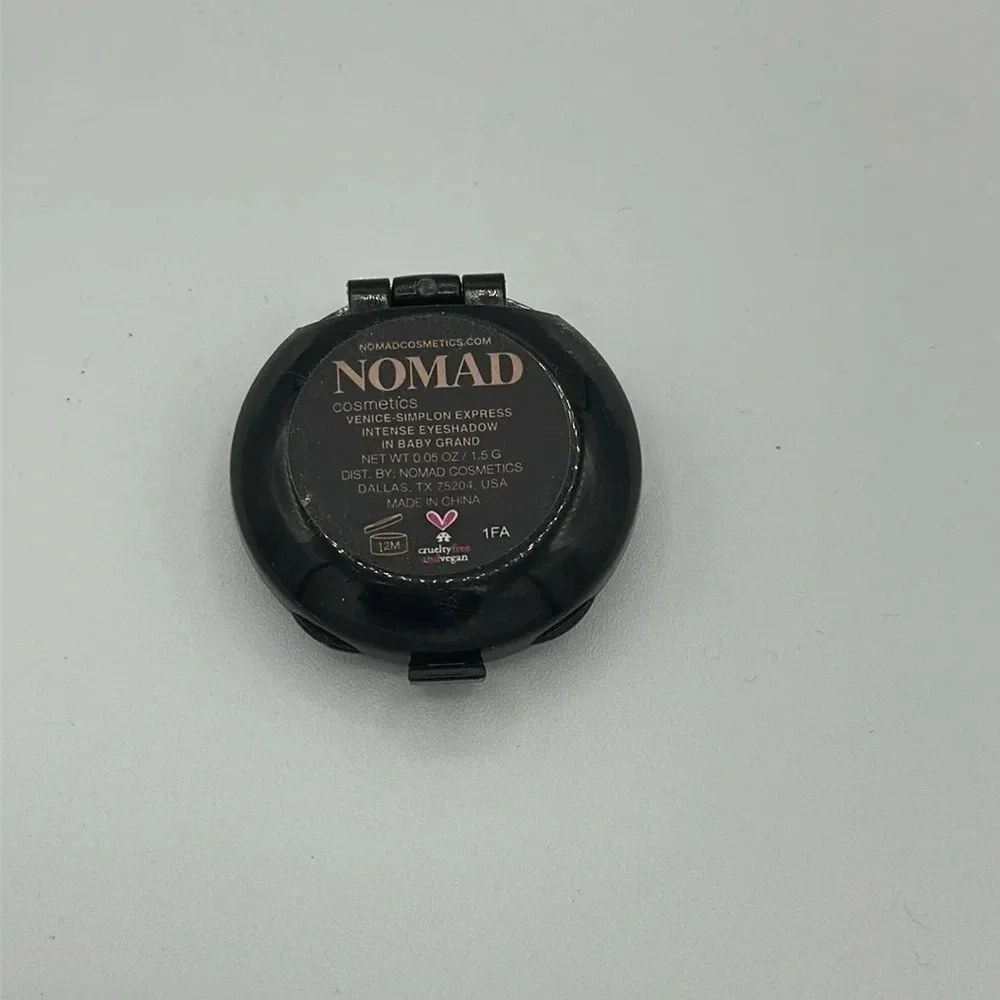 new nomad cosmetics Venice simplon express intense eyeshadow in baby grand